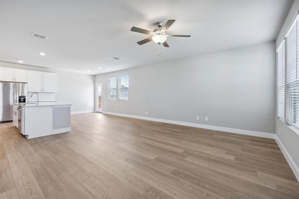 2732 Teton Street Property Photo 4