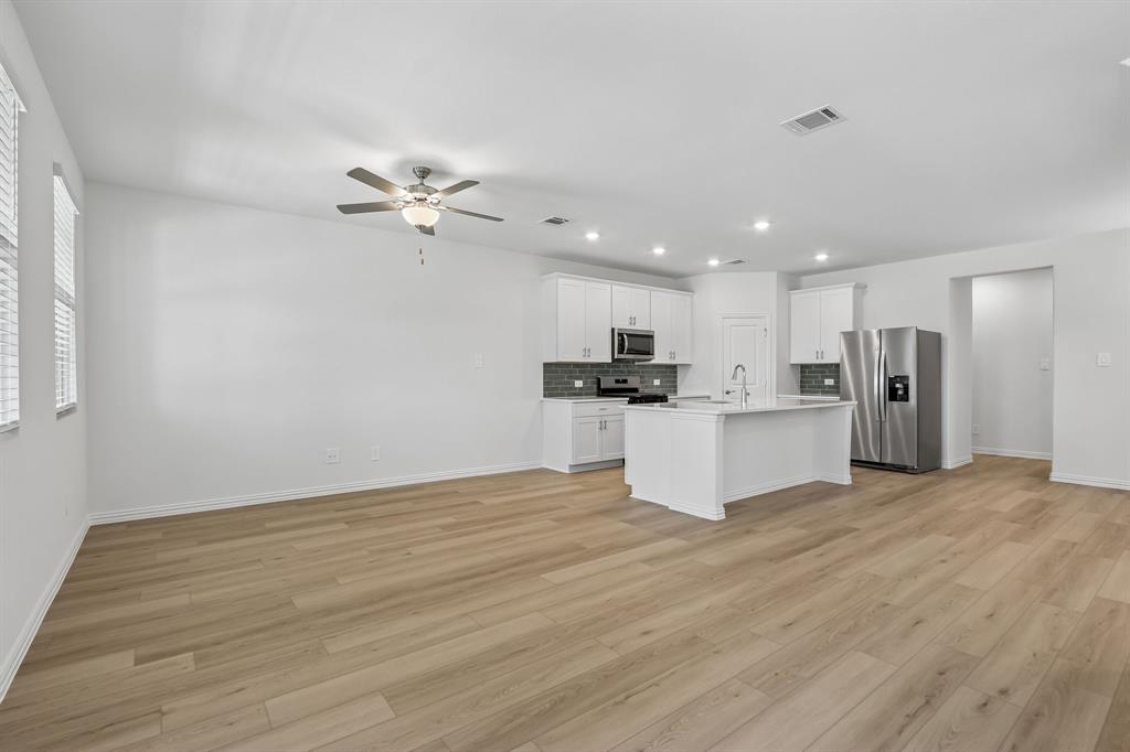 2724 Teton Street Property Photo 4