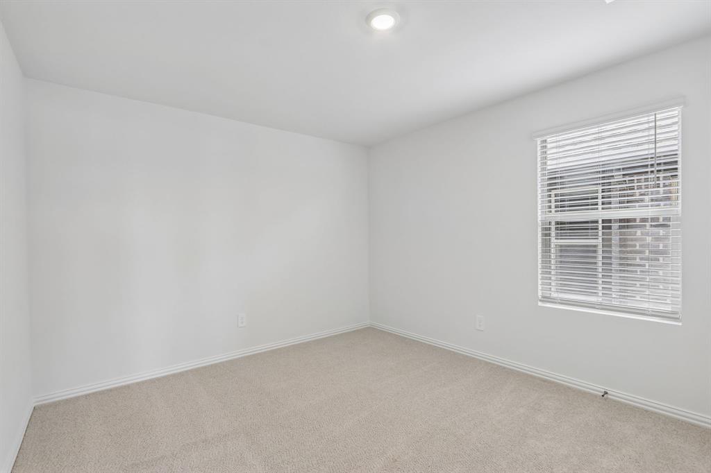 2724 Teton Street Property Photo 33