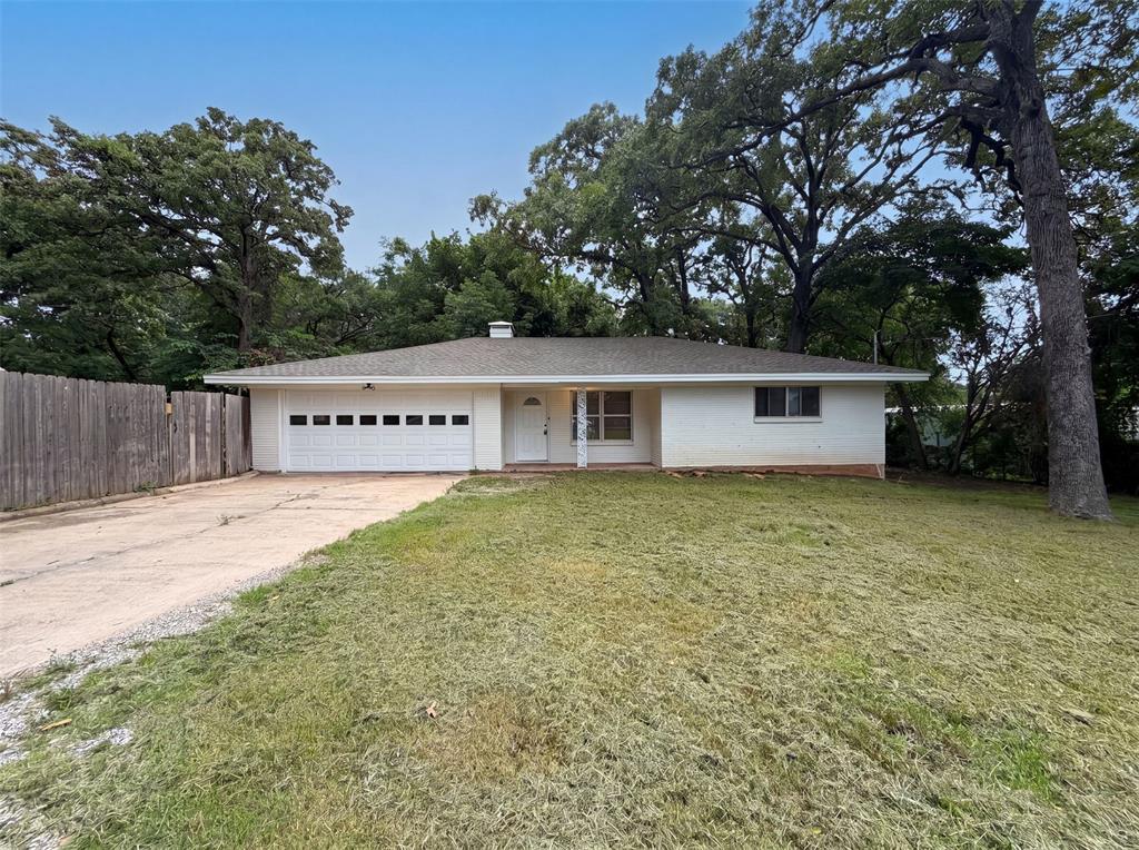 437 Denison Drive Property Photo 1