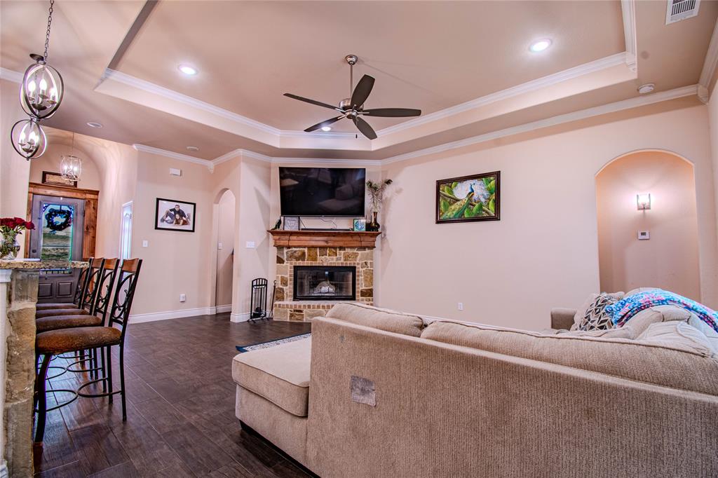 1009 Sky Court Property Photo 11