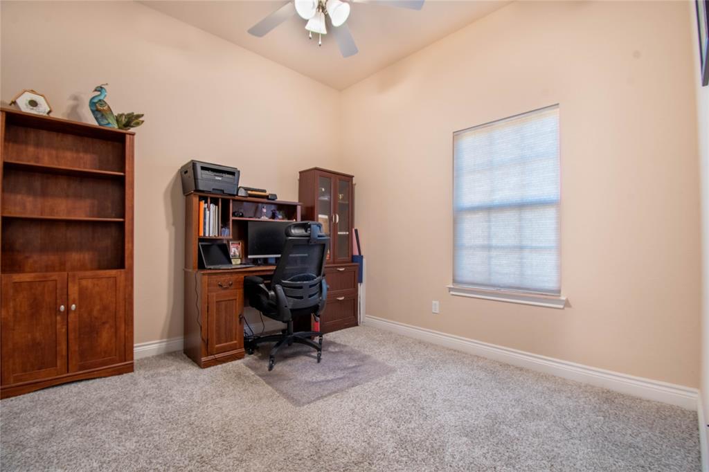 1009 Sky Court Property Photo 17