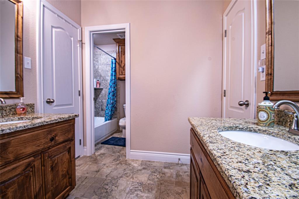 1009 Sky Court Property Photo 19