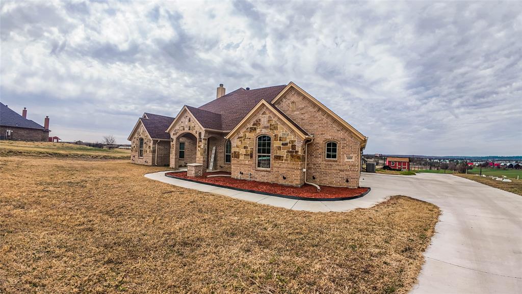 1009 Sky Court Property Photo 22