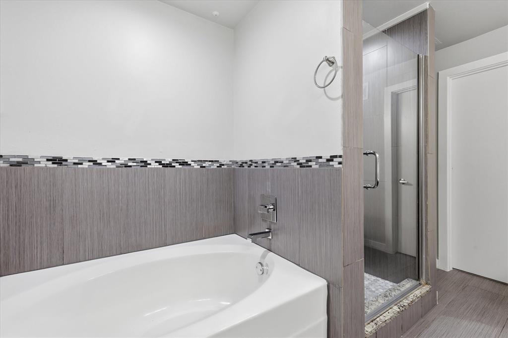 4107 Bowser Avenue 110 Property Photo 24