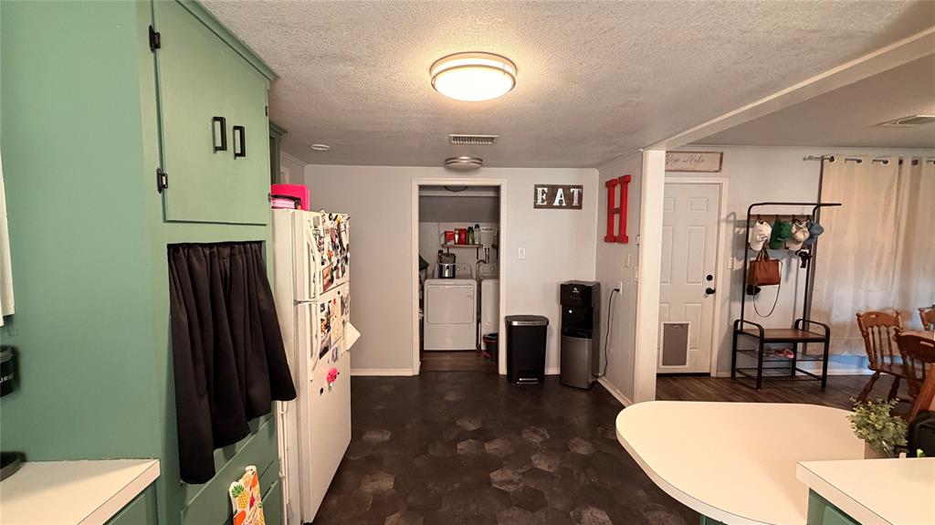116 Barb Street Property Photo 18