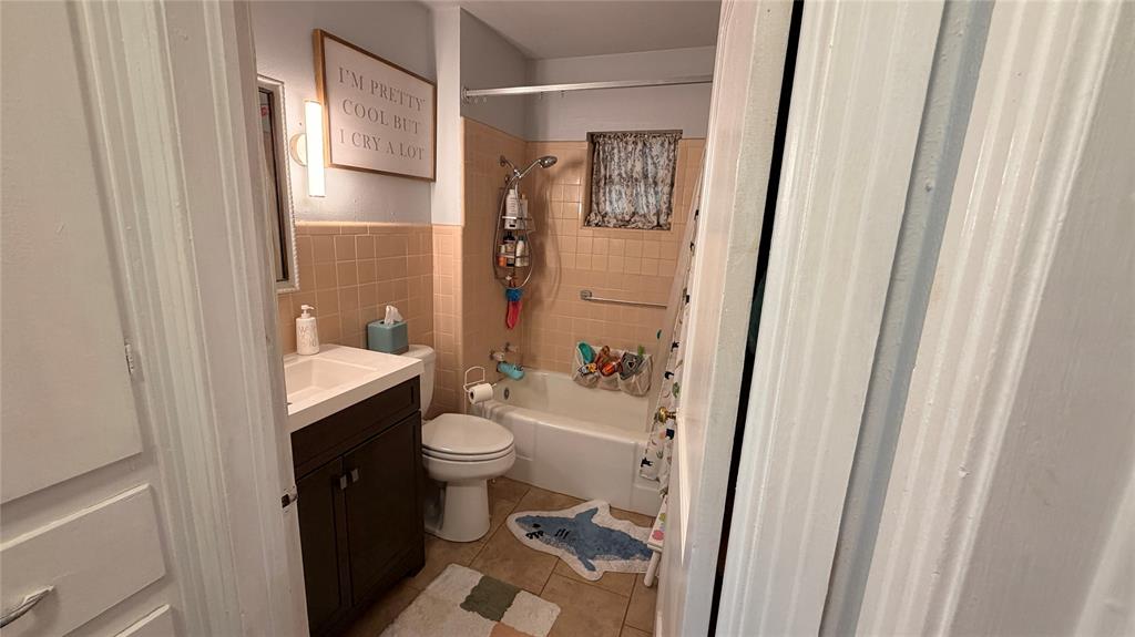 116 Barb Street Property Photo 30
