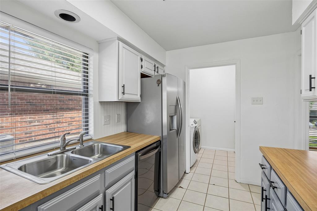 1725 Mayflower Drive Property Photo 10