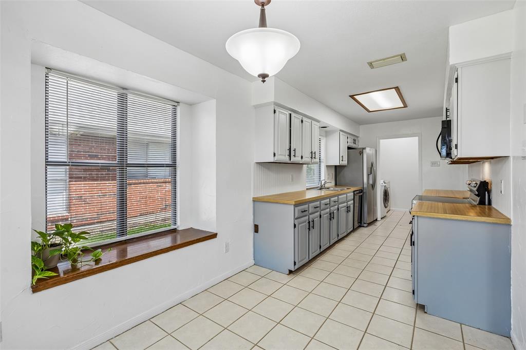 1725 Mayflower Drive Property Photo 11