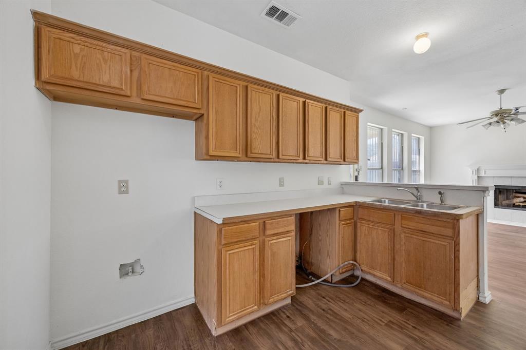 4720 Urban Avenue Property Photo 6