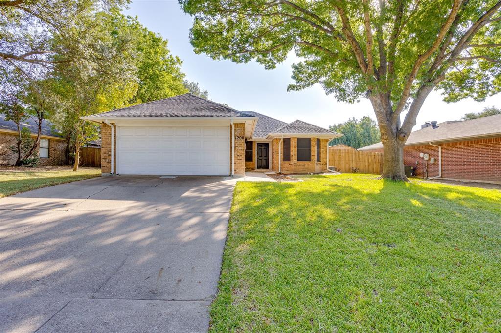 1200 Windy Meadows Drive Property Photo 1