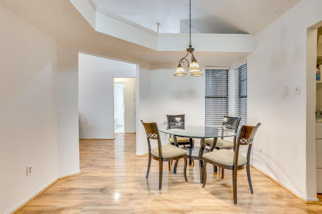1200 Windy Meadows Drive Property Photo 12