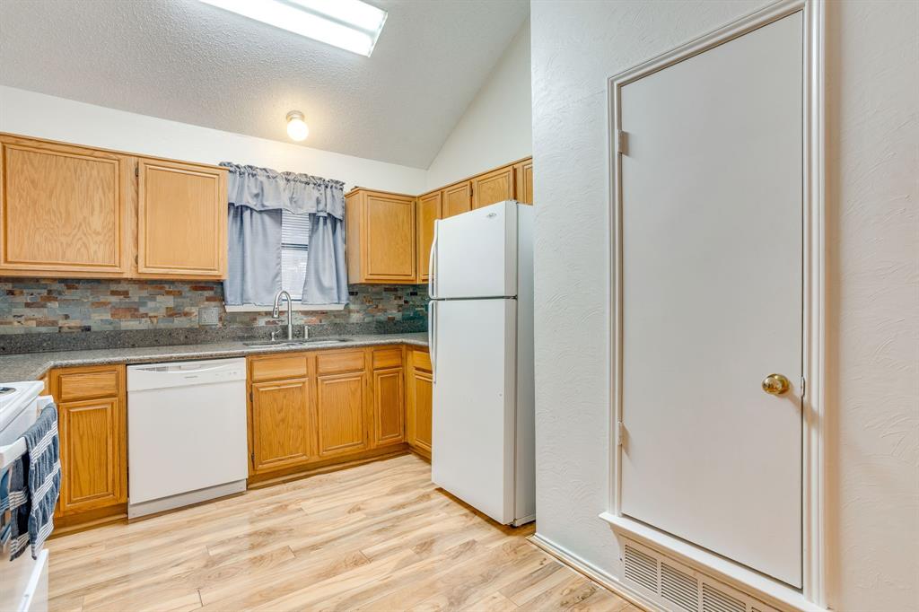 1200 Windy Meadows Drive Property Photo 17