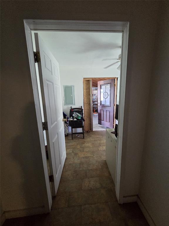 2100 S Highway 171 Property Photo 9