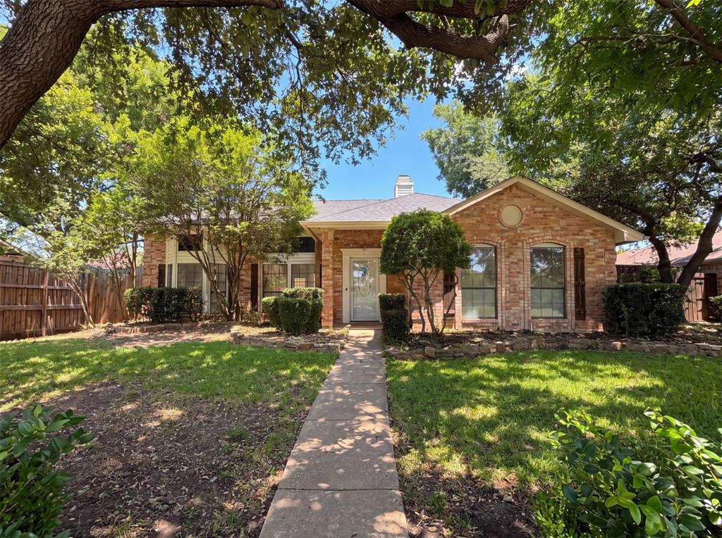 1613 Mullins Drive Property Photo 1