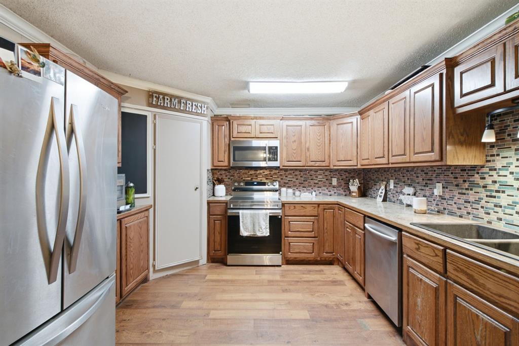 270 County Road 425 Property Photo 8