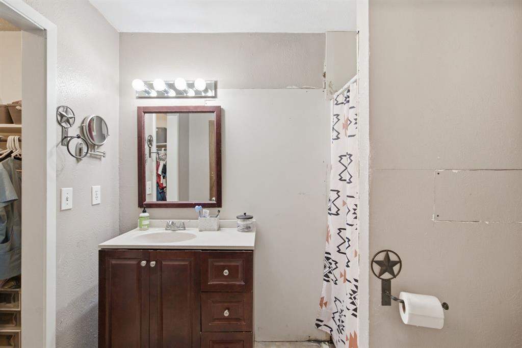 270 County Road 425 Property Photo 12