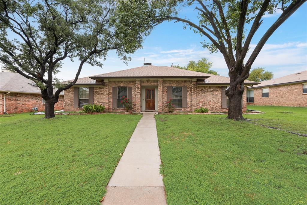 2623 Fallcreek Drive Property Photo 1