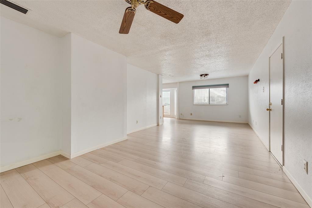2623 Fallcreek Drive Property Photo 6