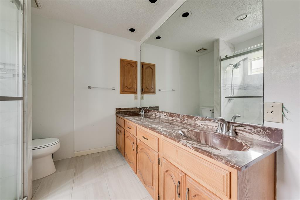 2623 Fallcreek Drive Property Photo 18