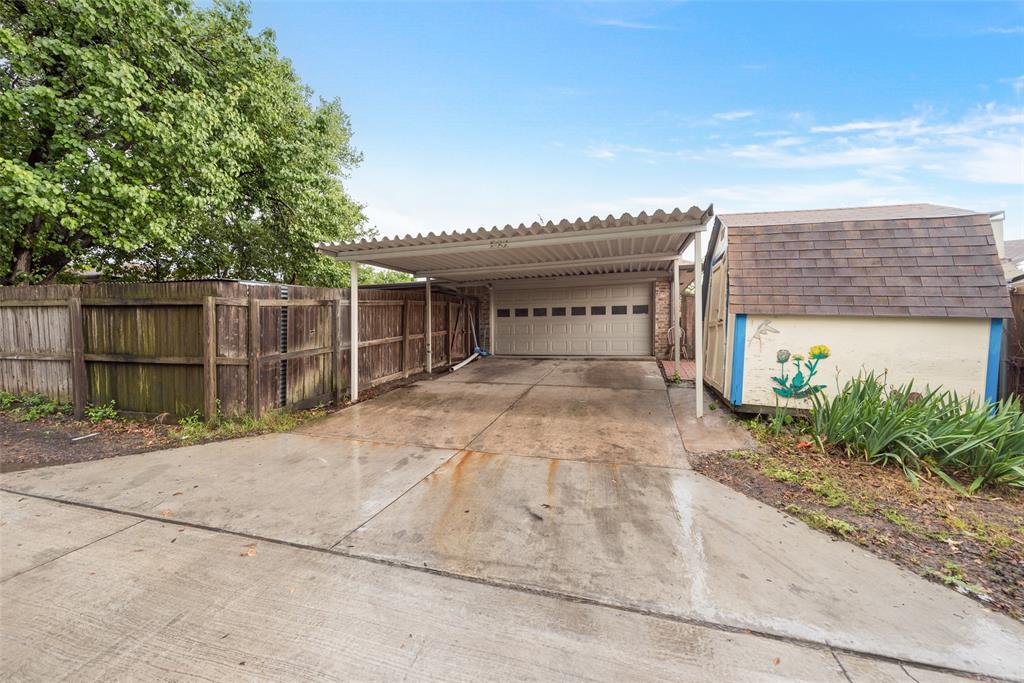 2623 Fallcreek Drive Property Photo 21