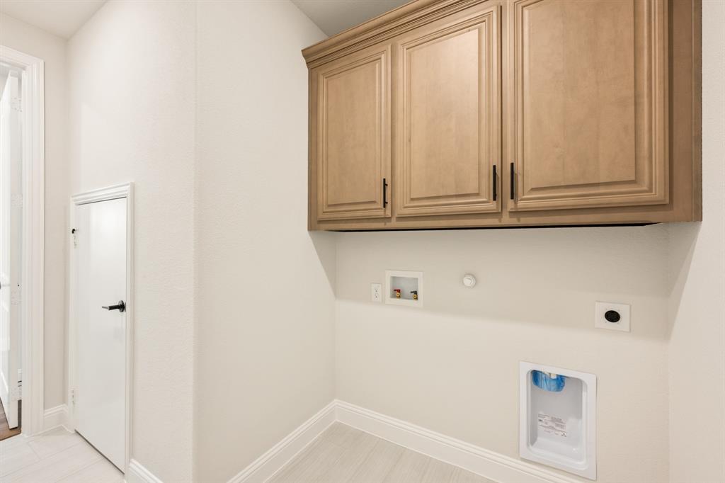 1109 Cardinal Drive Property Photo 10
