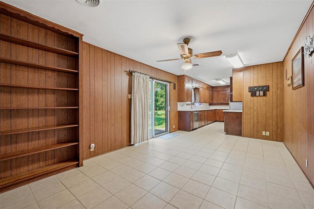 1746 Fm 678 Property Photo 10