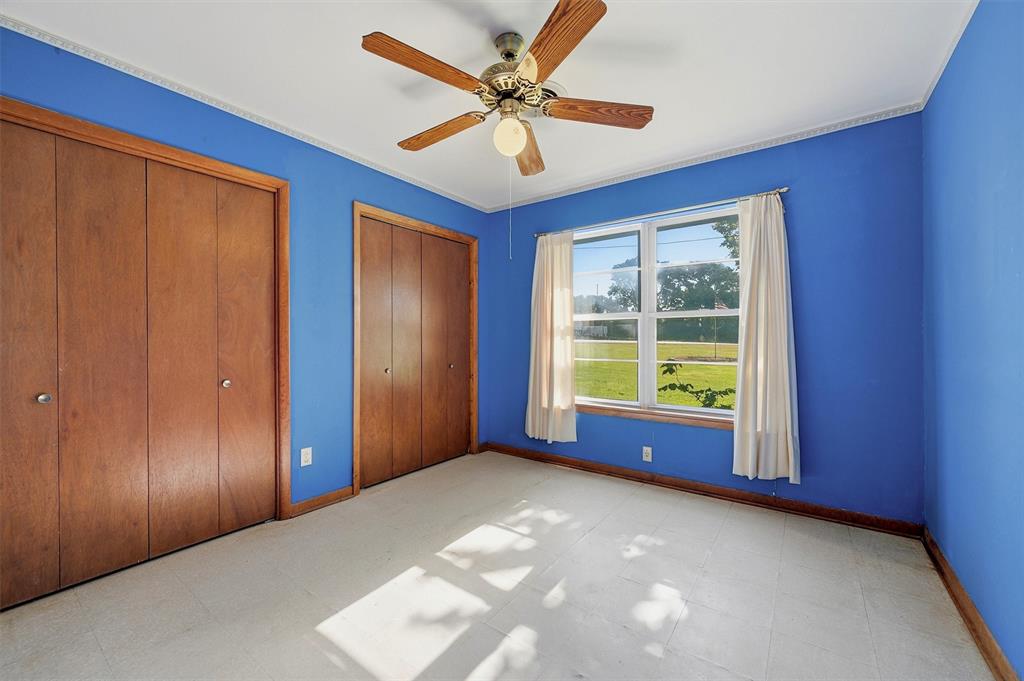 1746 Fm 678 Property Photo 14