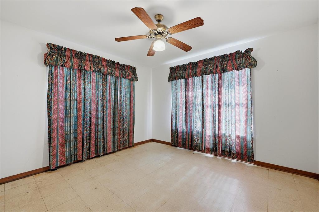 1746 Fm 678 Property Photo 20