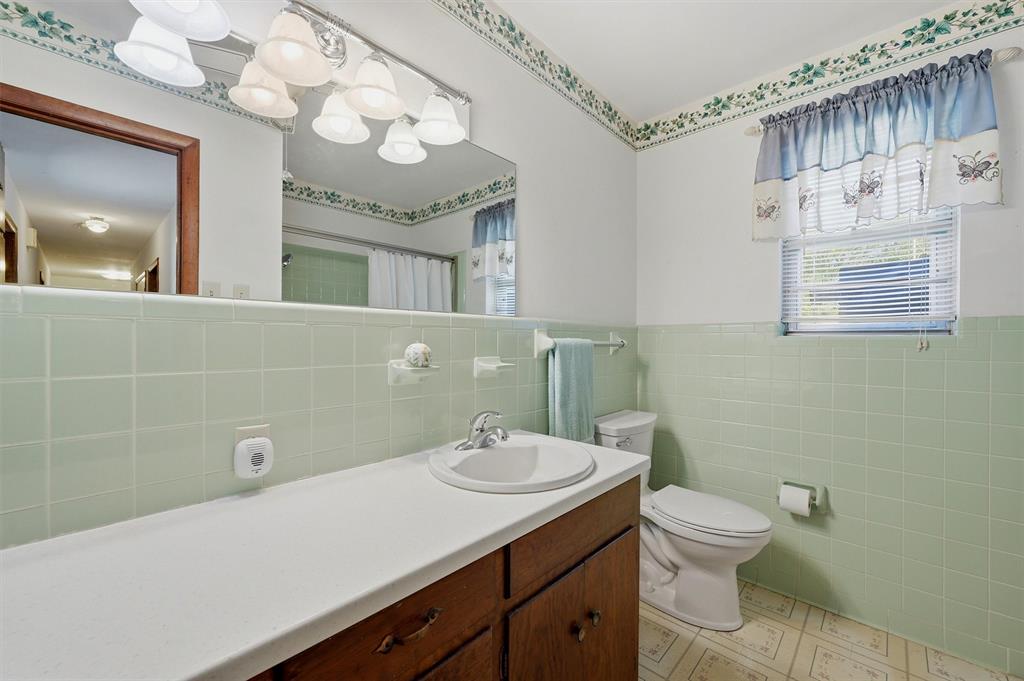 1746 Fm 678 Property Photo 21