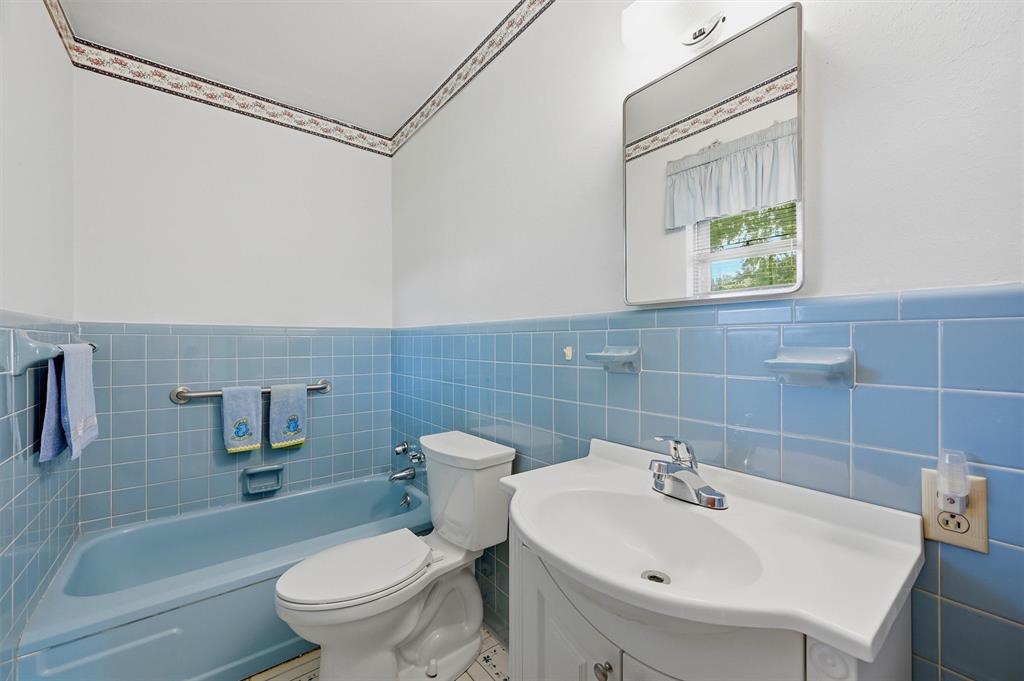 1746 Fm 678 Property Photo 26