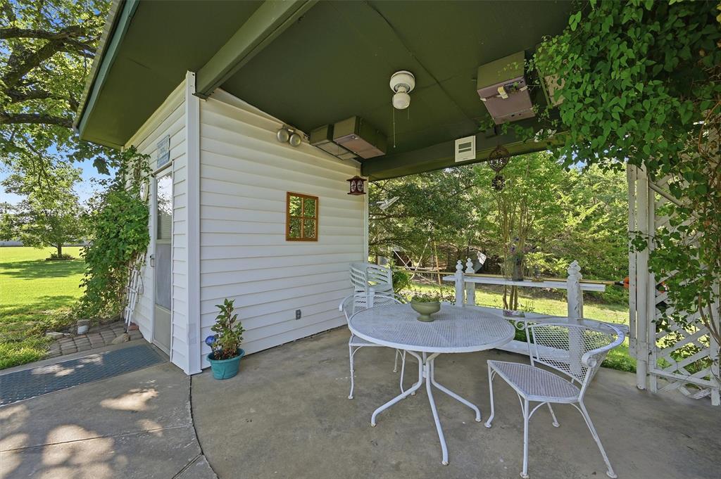 1746 Fm 678 Property Photo 30