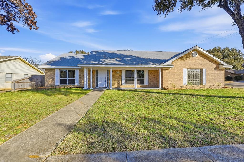 3301 Peachtree Lane Property Photo 1