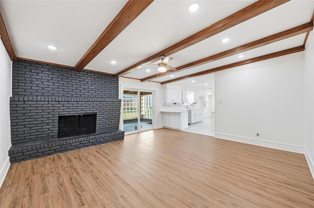 3301 Peachtree Lane Property Photo 19