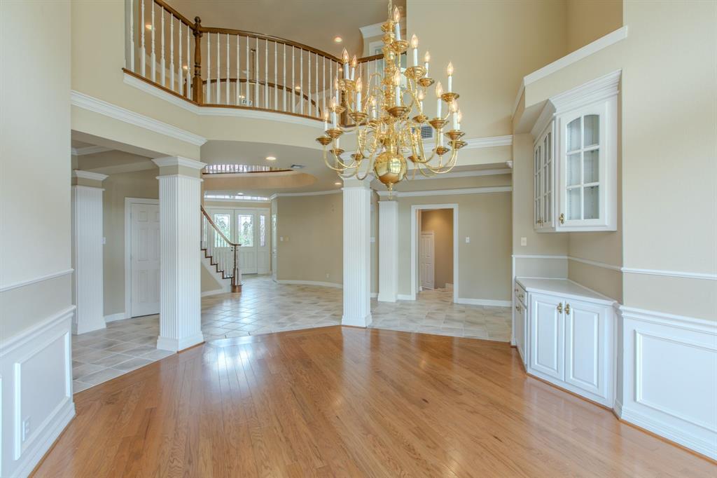 806 Forest Oaks Circle Property Photo 5