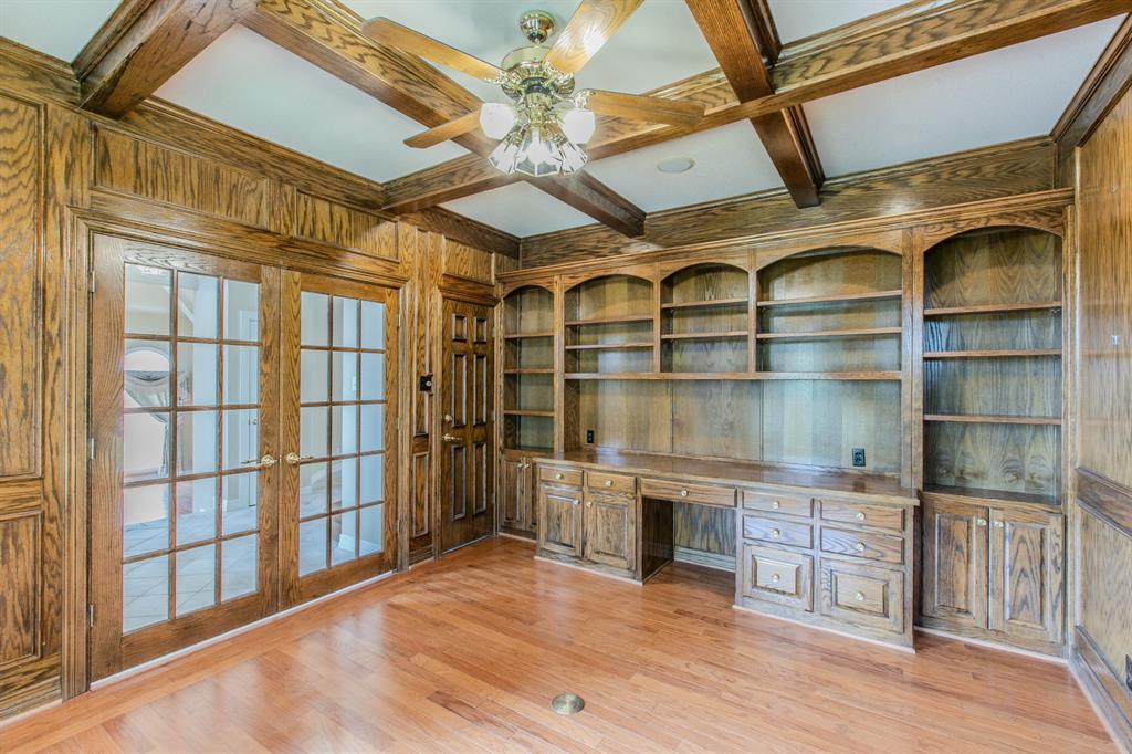 806 Forest Oaks Circle Property Photo 6