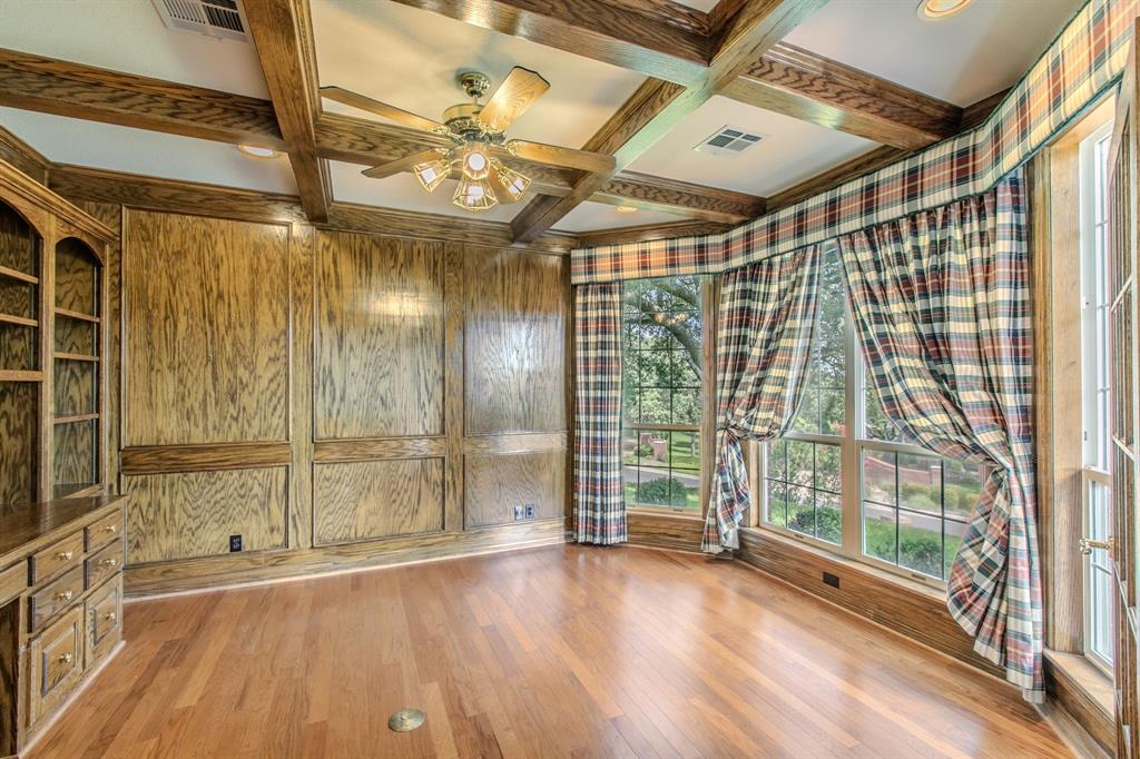 806 Forest Oaks Circle Property Photo 7
