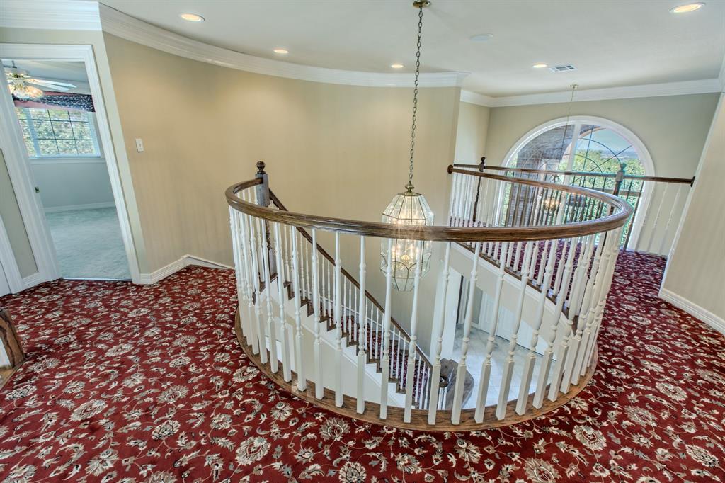 806 Forest Oaks Circle Property Photo 19