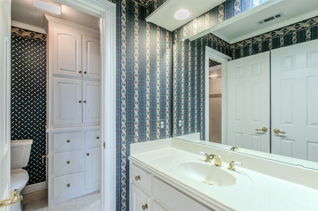806 Forest Oaks Circle Property Photo 26