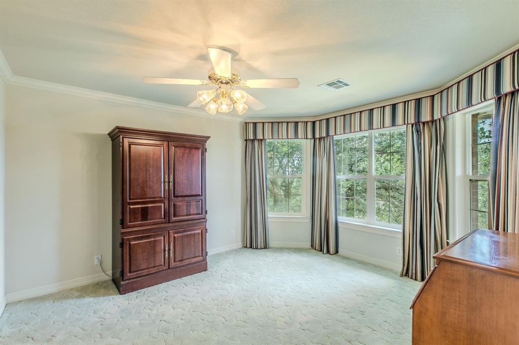 806 Forest Oaks Circle Property Photo 27