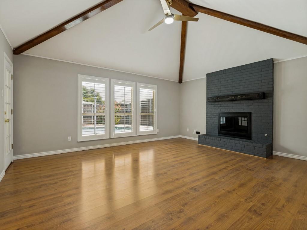 409 Pebblecreek Drive Property Photo 8