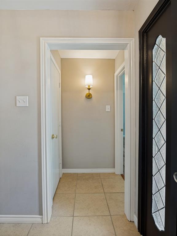 409 Pebblecreek Drive Property Photo 23