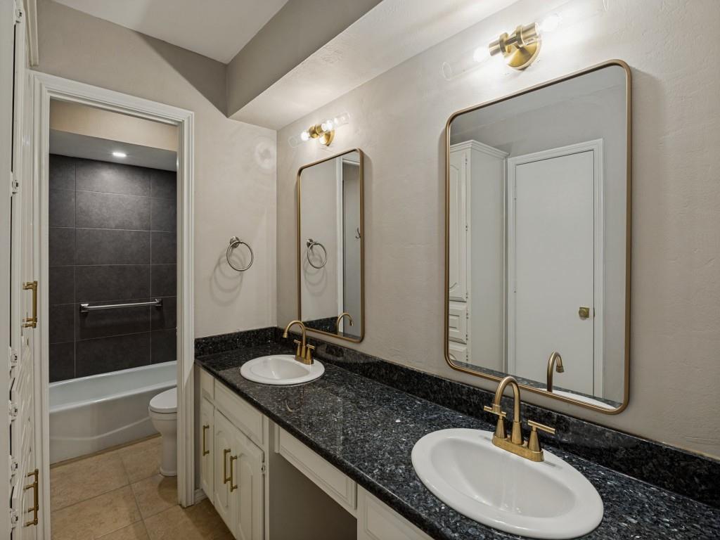 409 Pebblecreek Drive Property Photo 28