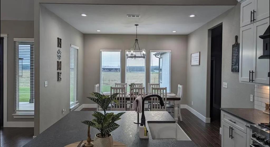 886 County Road 3341 Property Photo 6