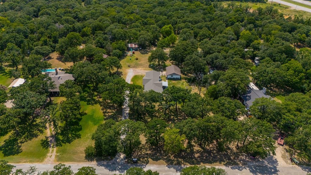 212 Circle Drive Property Photo 1