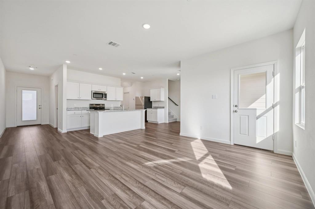 908 Penrose Property Photo 12