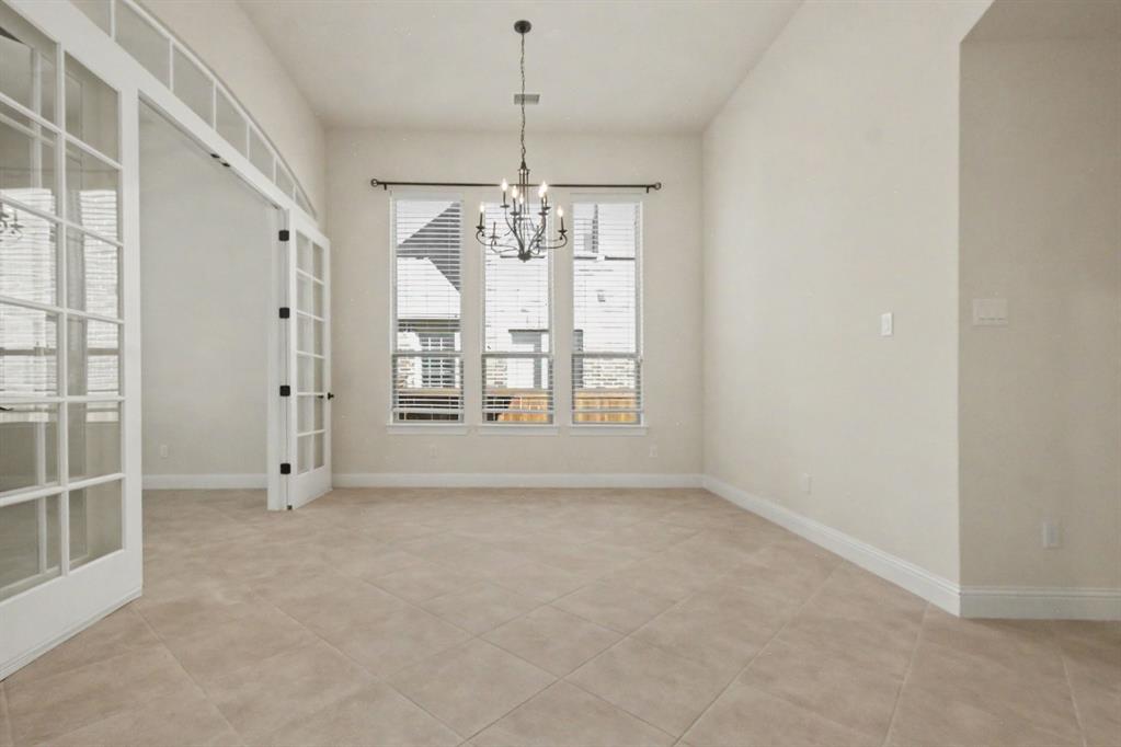 12236 Curry Creek Drive Property Photo 7