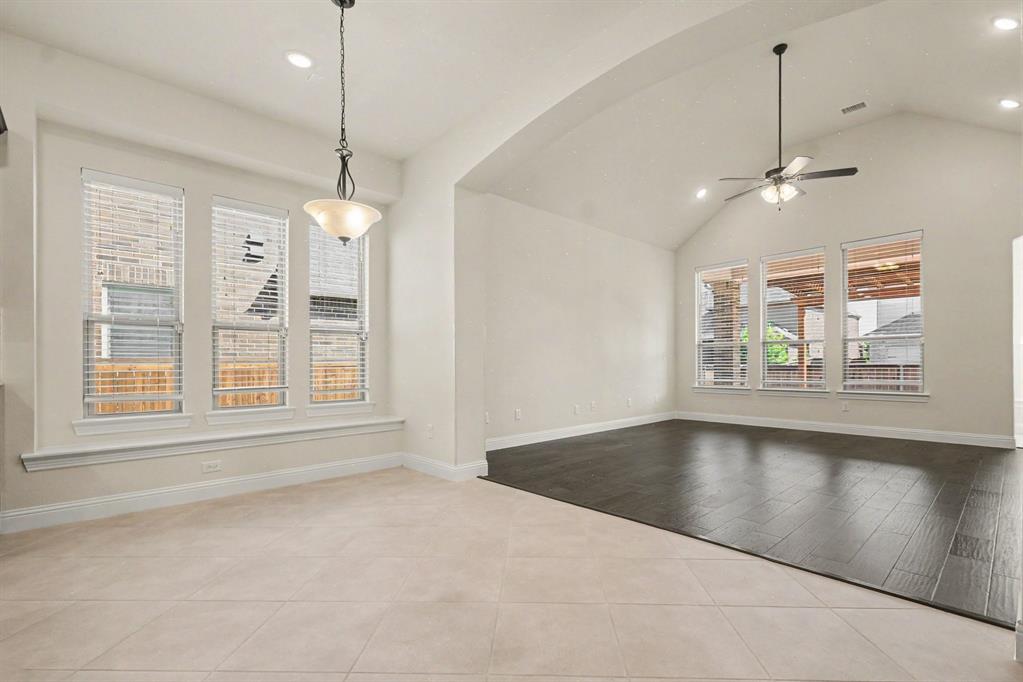 12236 Curry Creek Drive Property Photo 15