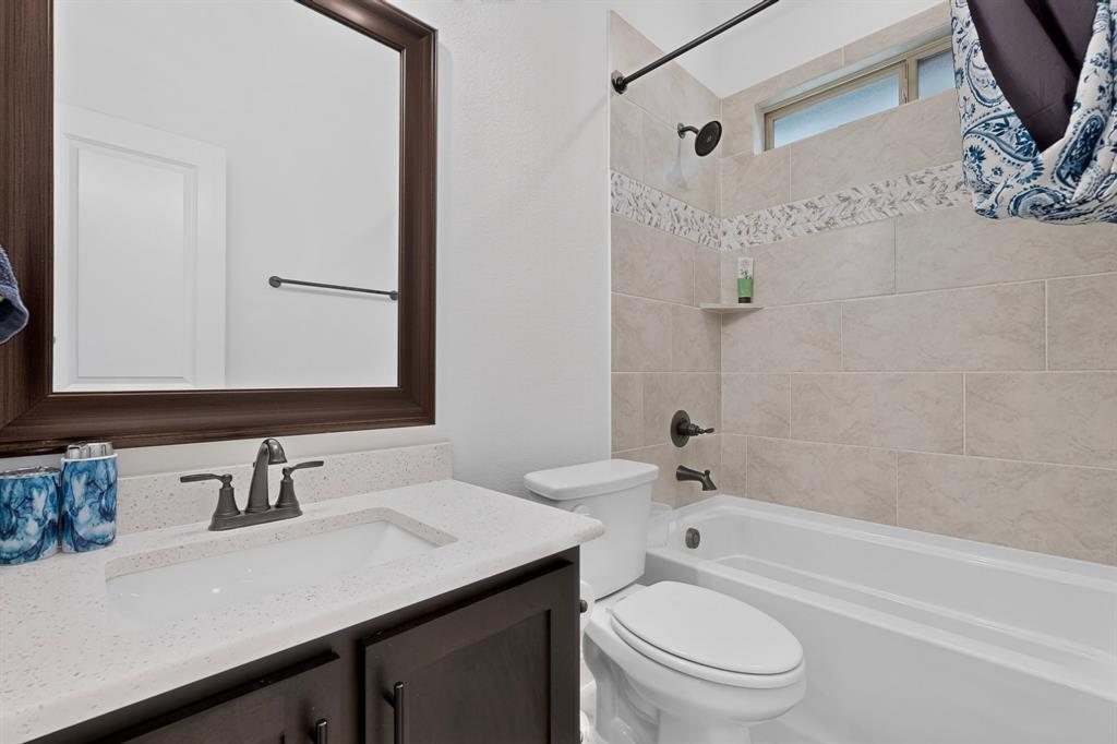 2905 Emerald Trace Drive Property Photo 21
