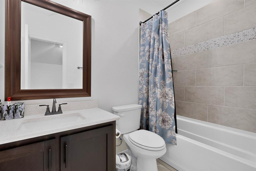 2905 Emerald Trace Drive Property Photo 23